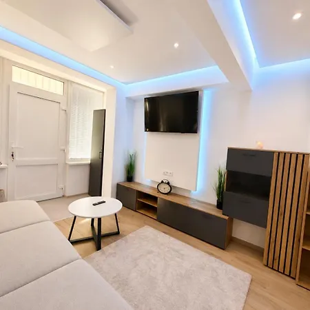 Jacuzzi Aparman Apartment